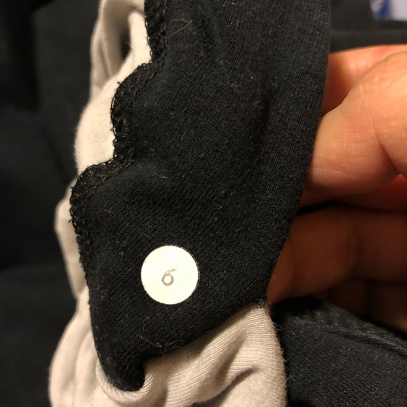 Lululemon awareness wrap - Picture 6 of 6